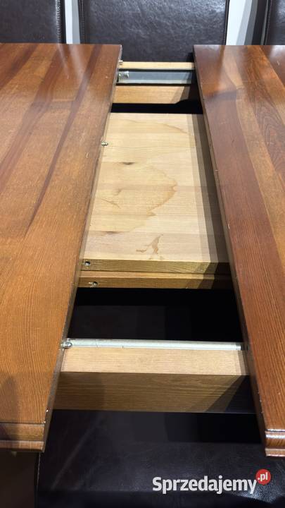 Stół drewniany rozkładany