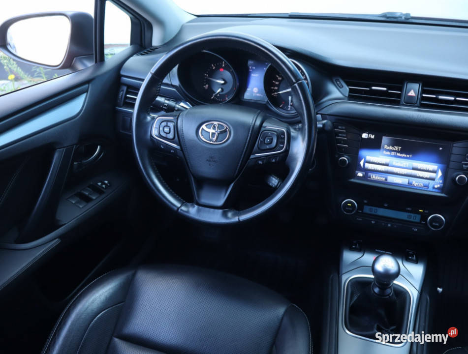 Toyota Avensis 20 D4D radio łódzkie Łódź
