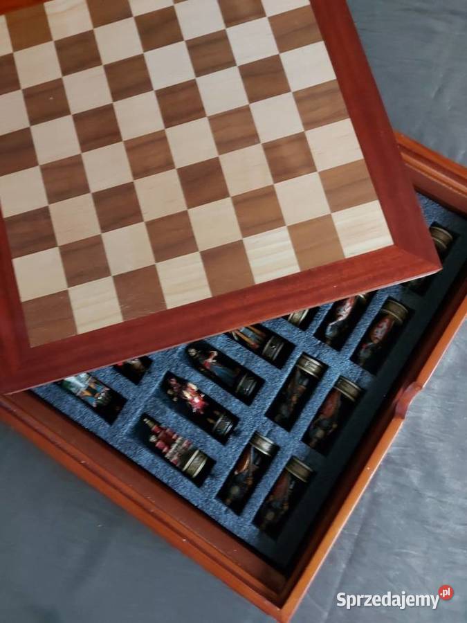 Szachy z żywicy marmurkowej 35x35 Wiek od 4 Sosnowiec