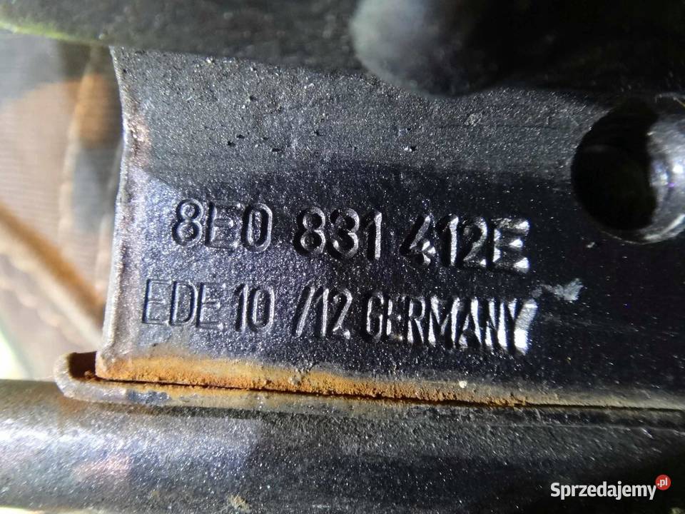 A3 8P LIFT 09r CABRIO zawiasy drzwi prawe przod Suków sprzedam