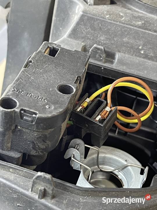 Reflektor przedni opel corsa Ruda Śląska