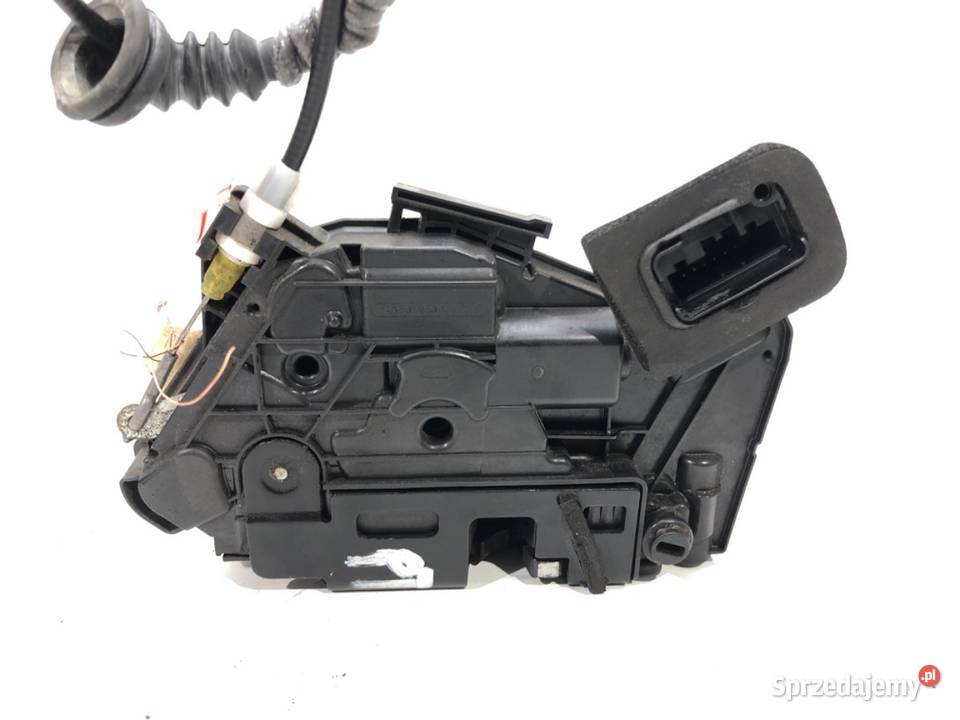 ZAMEK DRZWI PRAWY TYŁ VW GOLF VII Hatchback