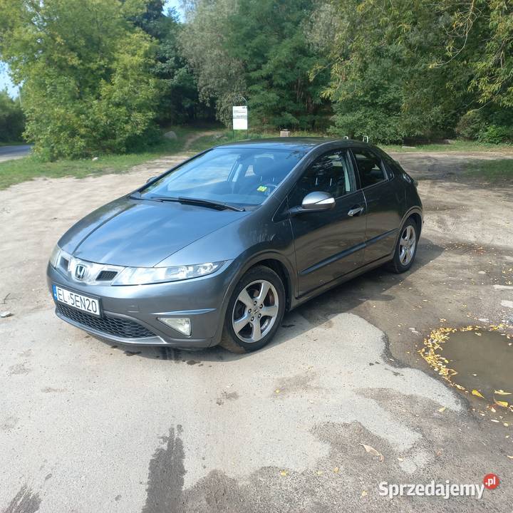 Honda Civic VIII UFO