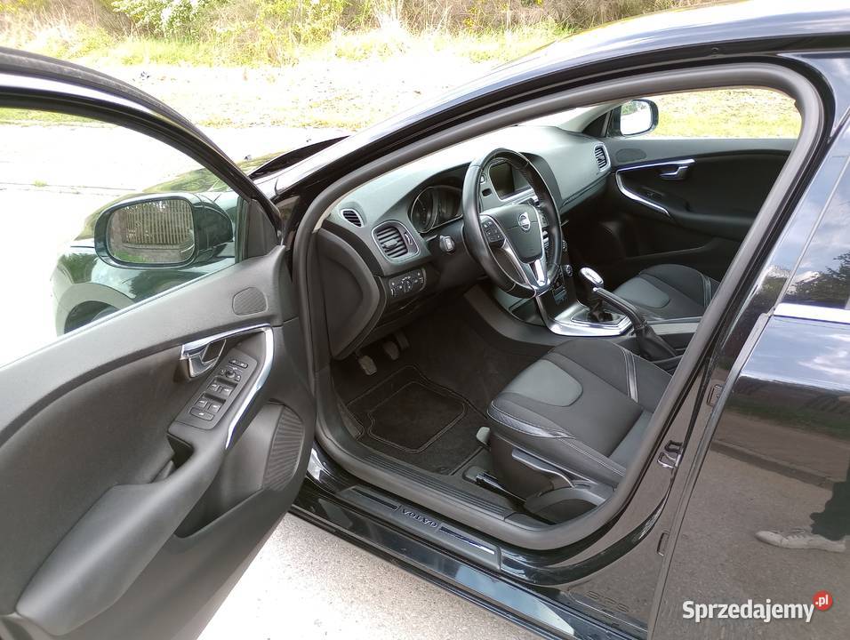Volvo V40 Summum Fabryczny lakier keyless kamera 1600cm3