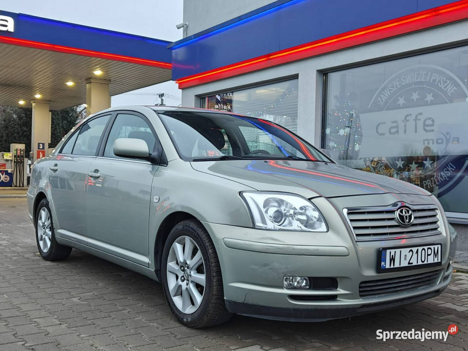 Toyota Avensis II 20032009 światła przeciwmgielne Karczew