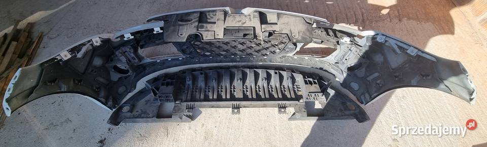 Zderzak przedni przód Renault Megane 3 GT pod Rok produkcji 2011 Łask