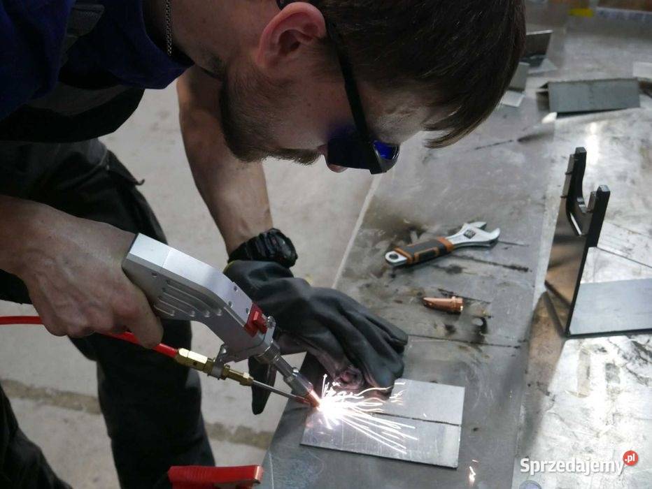 Spawarka zgrzewarka laserowa palnik fiber 2000W Nysa
