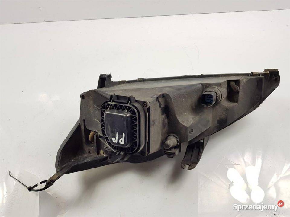 LAMPA PRAWA PRZÓD FORD FOCUS MK1 Lipno sprzedam