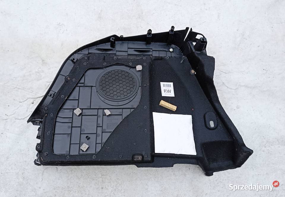 Toyota CHR boczek bagażnika JBL wielkopolskie Przeźmierowo