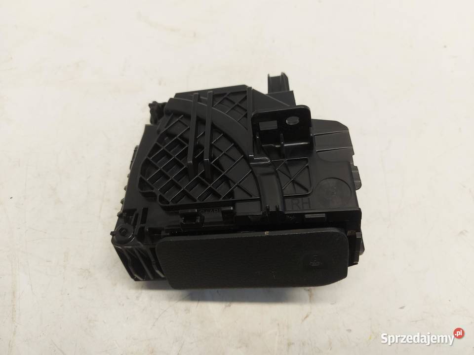 Ford Ranger VI 6 2024r UCHWYT NA KUBKI