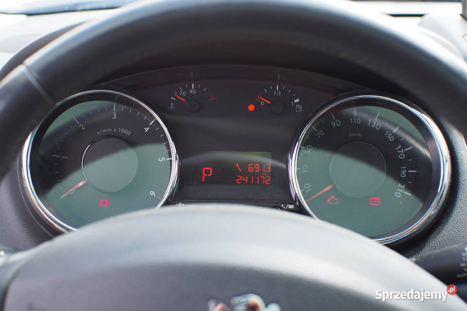 Peugeot 5008 w stanie 20 HDI tempomat Samochody osobowe Płońsk