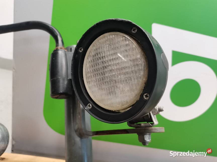 Uchwyt lampy prawy reflektor Claas Scorpion Wilkowo