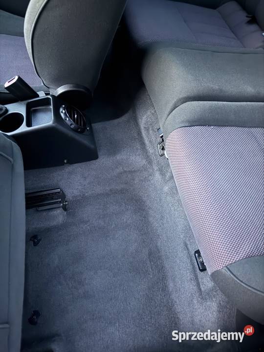 Alfa Romeo 147 79000 147 świętokrzyskie Lipie