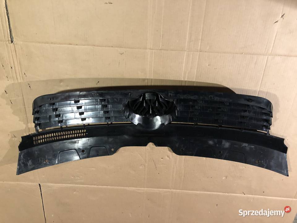 Oryginalny przedni grill z logo Volkswagen T5 Karoseria sprzedam