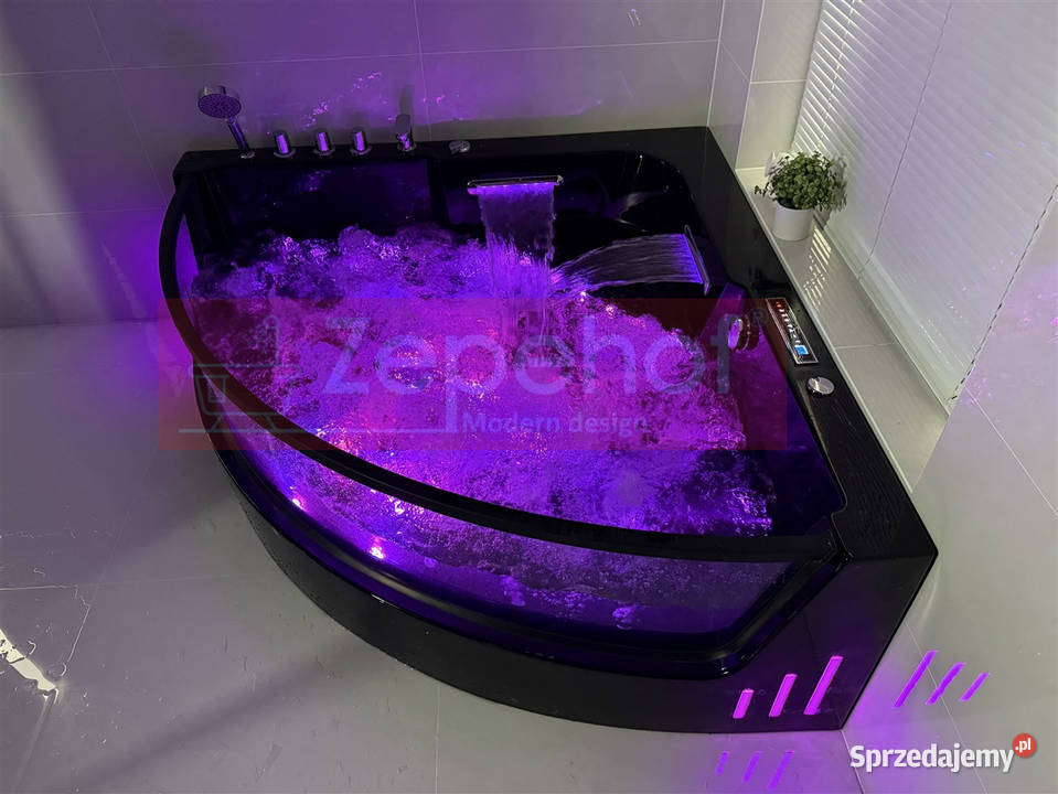 Wanna z hydromasażem CN3131 narożna z Grabówka sprzedam