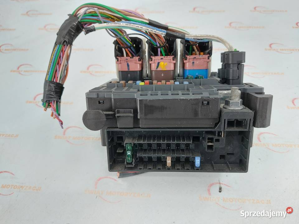 CITROEN DS4 12r skrzynka bezpieczników osobowe Kielce sprzedam