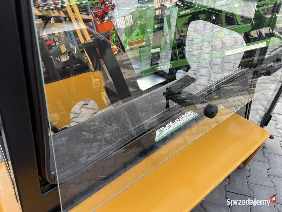 Kabina ciągnikowa kabina Ursus MF235 T25 RUSKI mazowieckie Przysucha