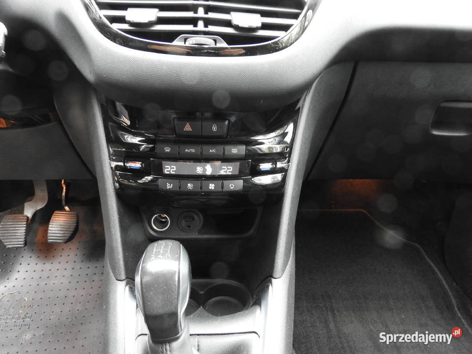 Peugeot 208 I właściciel benzyna kujawsko-pomorskie Toruń