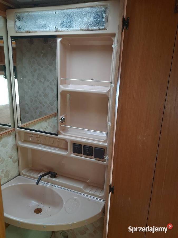 Łazienka do przyczepy kempingowej kampera Skokowa