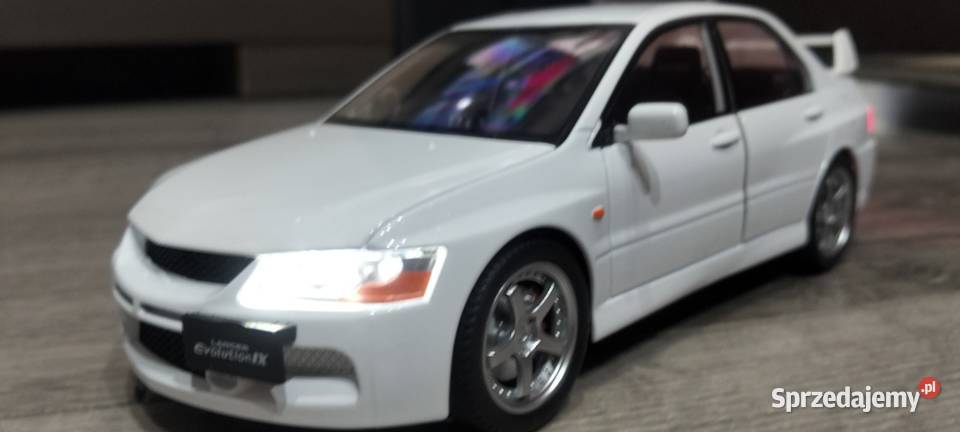 Mitsubishi Lancer Evo IX w skali 124 łódzkie Kutno