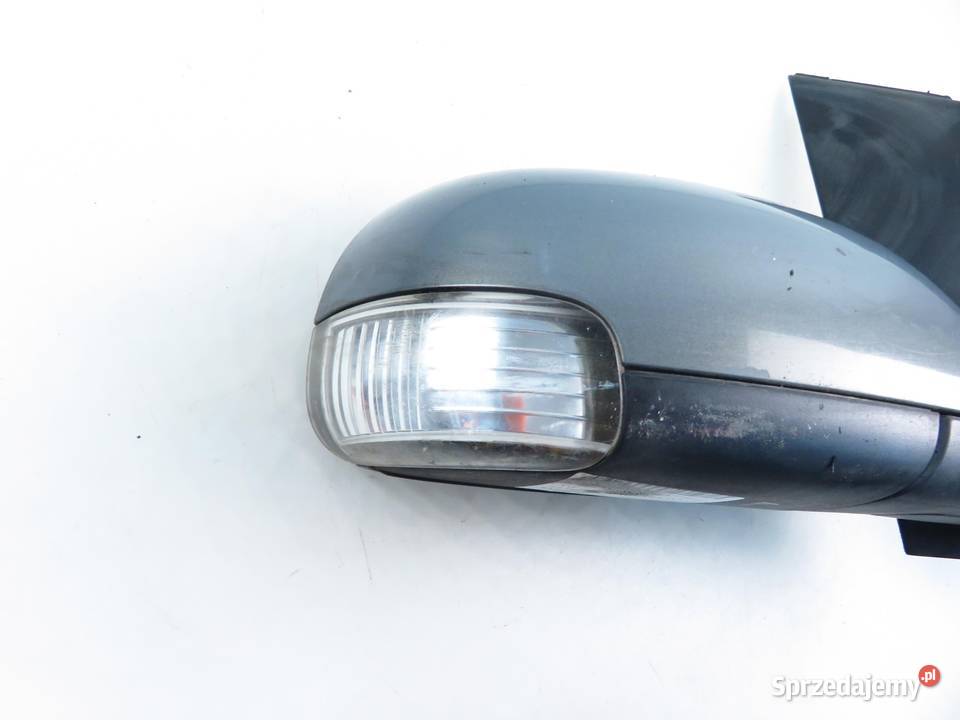 LUSTERKO PRAWE VW TOURAN I LA7