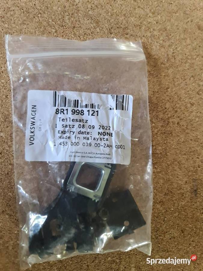 ZESTAW NAPRAWCZY REFLEKTORA USZY AUDI Q5 8R0