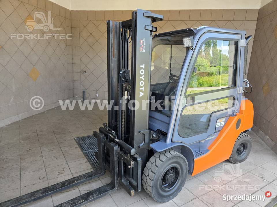 Wózek Widłowy TOYOTA 8FG25 Kabina wolny skok Lędziny sprzedam