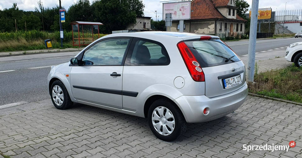Ford Fiesta Bez srebrny Przyszowice