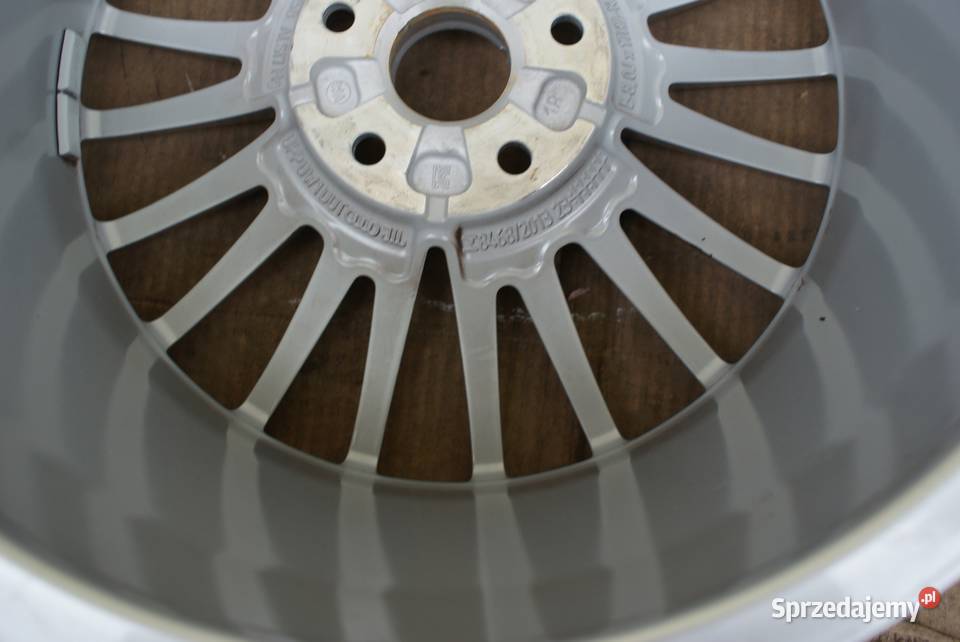 Felga alu pojednyncza 5x112 8Jx17 ET46 Audi A3 Nozdrzec
