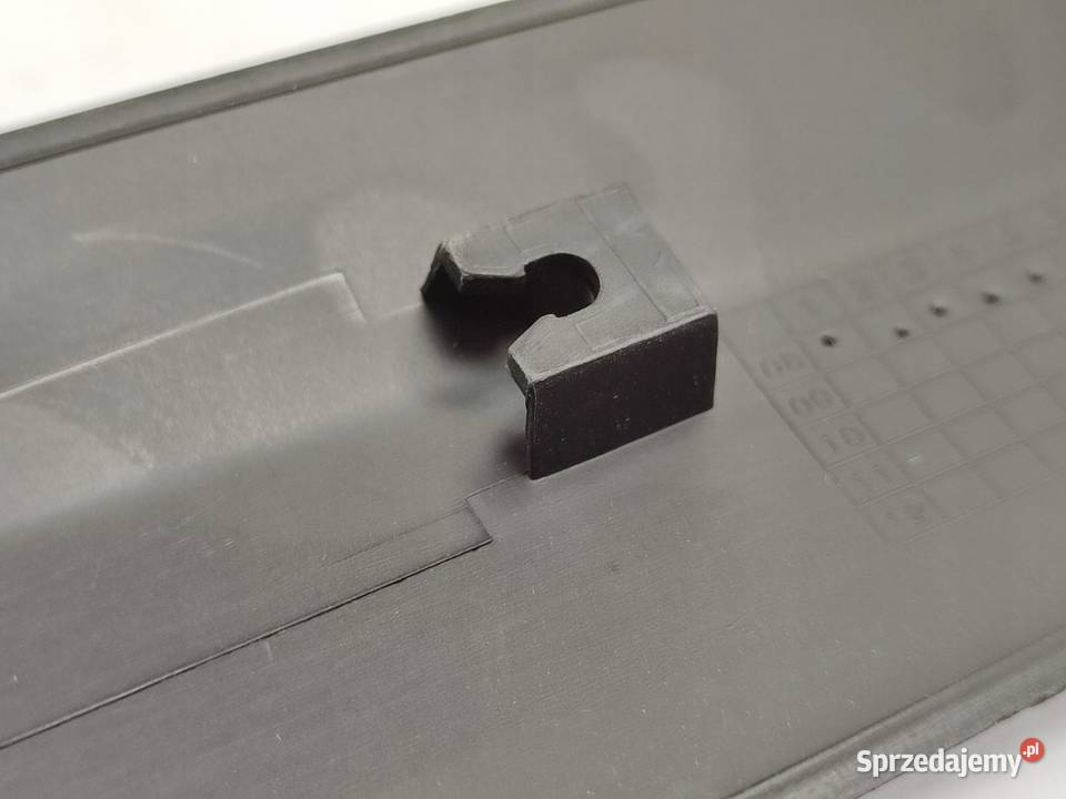 LISTWA DRZWI LEWY PRZÓD KIA PICANTO I 20032011 osobowe