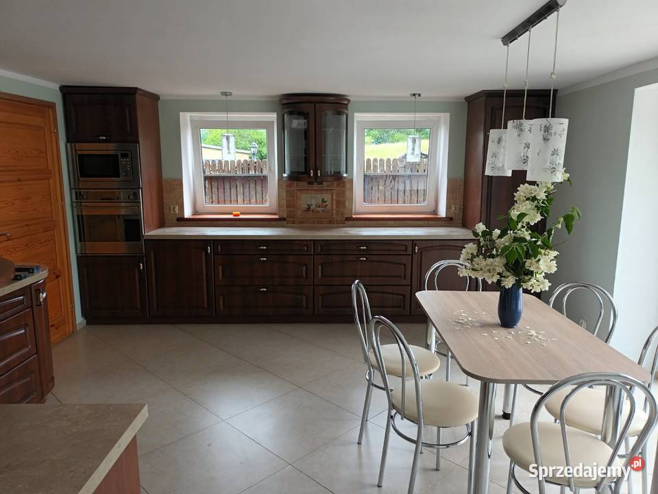 Dom do sprzedania w Miejscowości Kaczorów Dolny 250m2