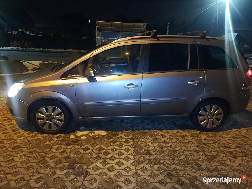 Sprzedam Opla Zafira