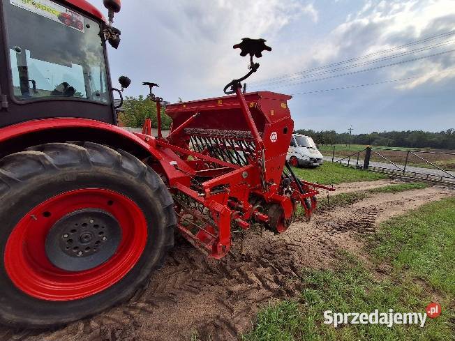 Siewnik nadbudowany Unia Famarol 400S
