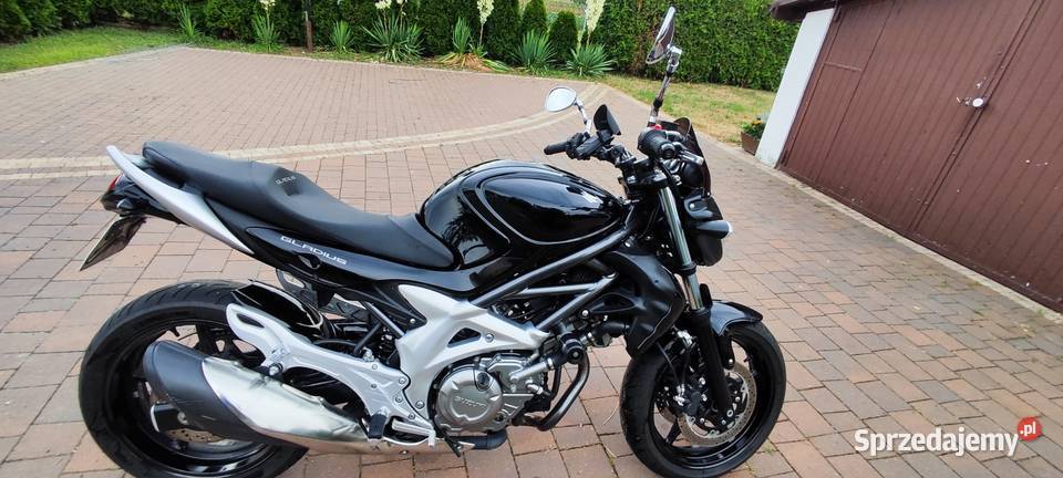 Suzuki gladius sfv 650