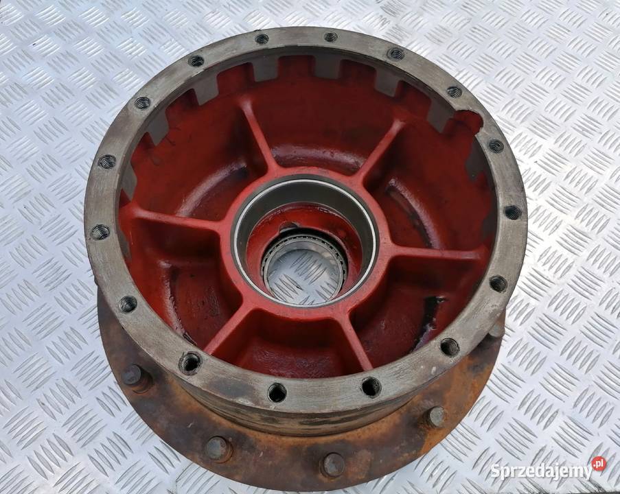 Piasta Koła Massey Ferguson 8170827082809240 ZF podlaskie