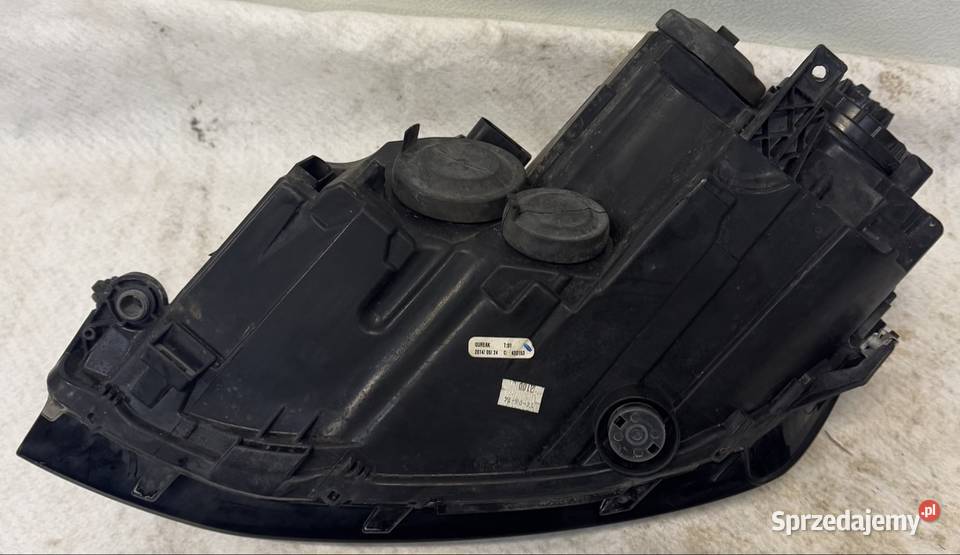 Lampa prawy przód VW Golf VII 1216 Jasienica sprzedam