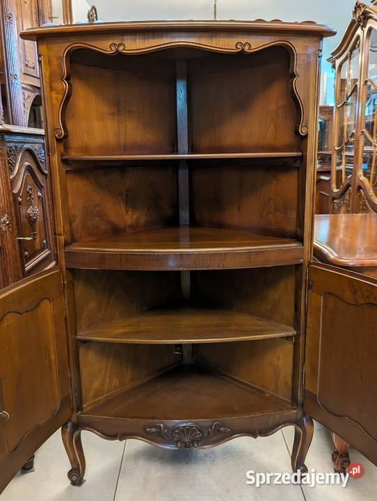 Narożna otwarta witryna ludwikowska orzechsklep Dąbrowa Górnicza