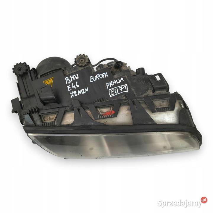 LAMPA PRAWA BMW Seria 3 E46 sedan XENON przednia Chełm