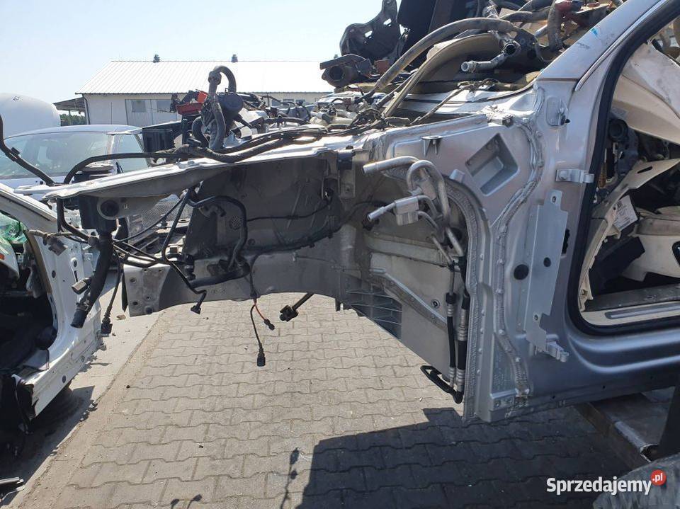 ĆWIARTKA LEWA PRZÓD AUDI A8 D4 Lipno