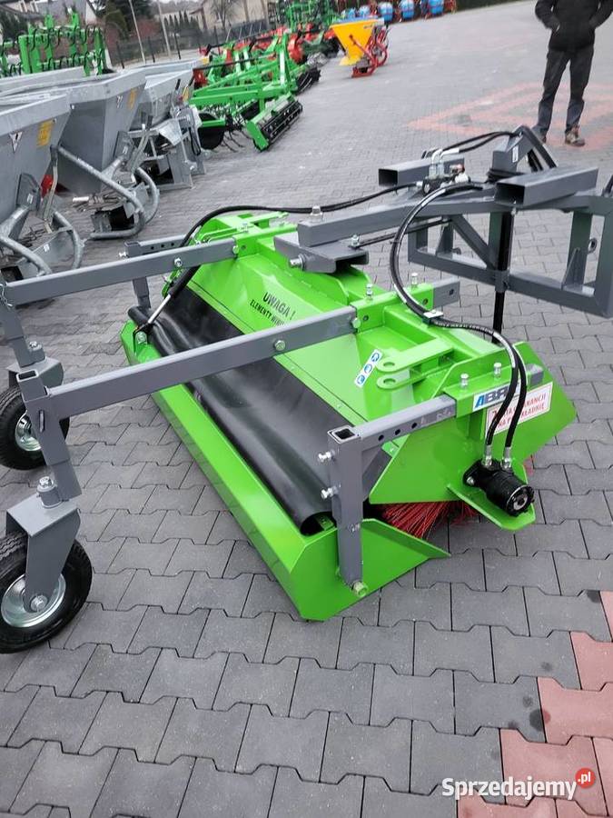 Zamiatarka hydrauliczna do ulic chodników Kraków