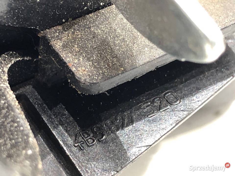 ZAMEK KLAPY TYŁ AUDI A6 C5 Hatchback 4B9827520 Zamki, wkładki i kluczyki