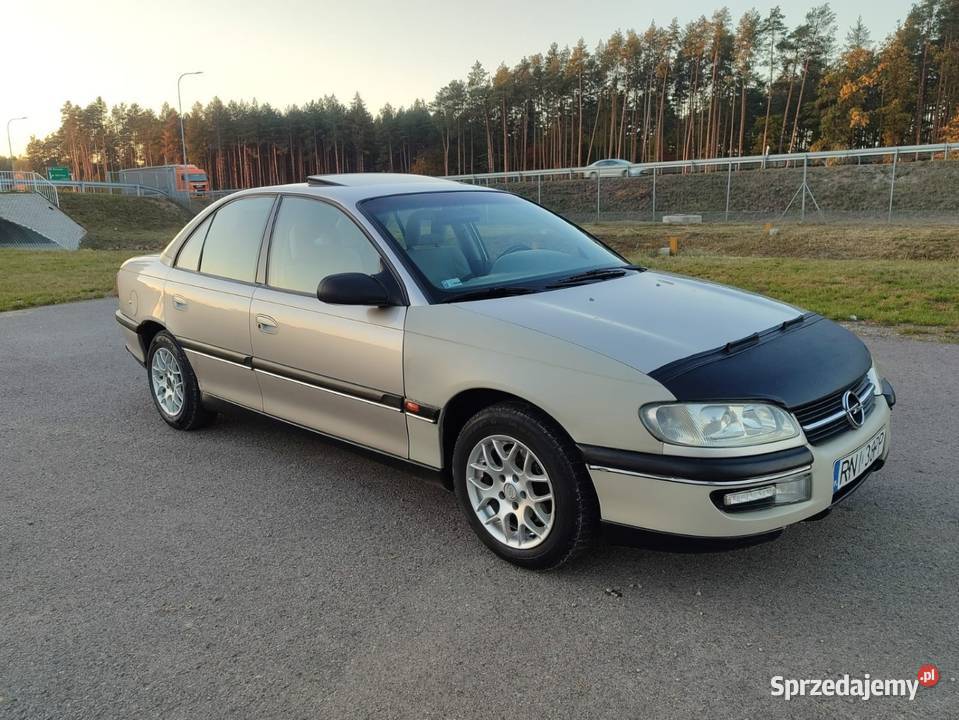 Opel Omega B 20 8v nieuszkodzony Nisko sprzedam