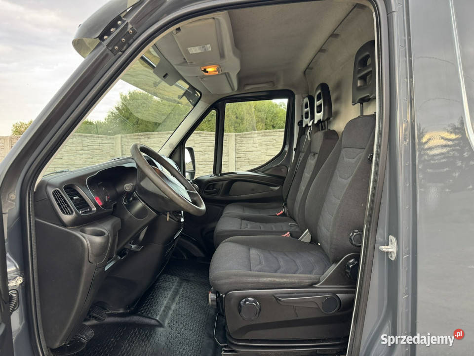 Iveco Daily 35C18 30 Hpi 180 Klima centralny zamek Karolinki