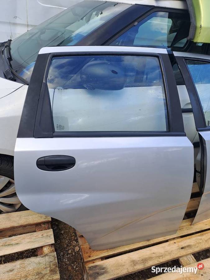 Chevrolet Aveo T250 HB 5D drzwi klapa tył Drzwi Jastrzębie-Zdrój