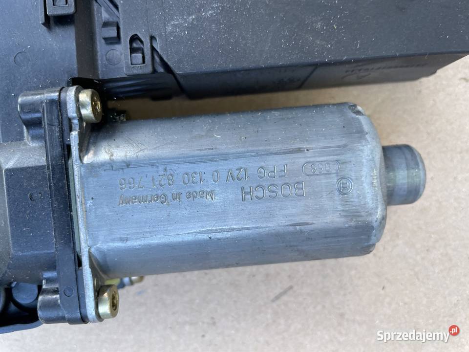 9637130480 silniczek szyby prawy przód Peugeot Szyby Szczecin