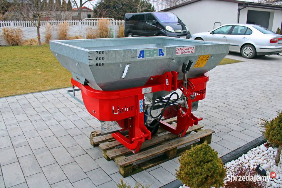 Rozsiewacz 700L 1200L 1700L Rozsiewacz nawozu 2 nieuszkodzony Kolonia Gorzędów