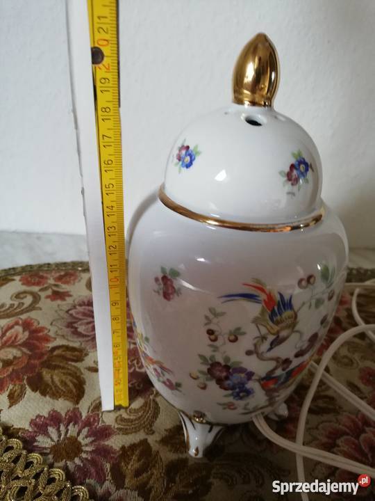 Stylowa lampka z pojemnikiem na olejki Gorlice