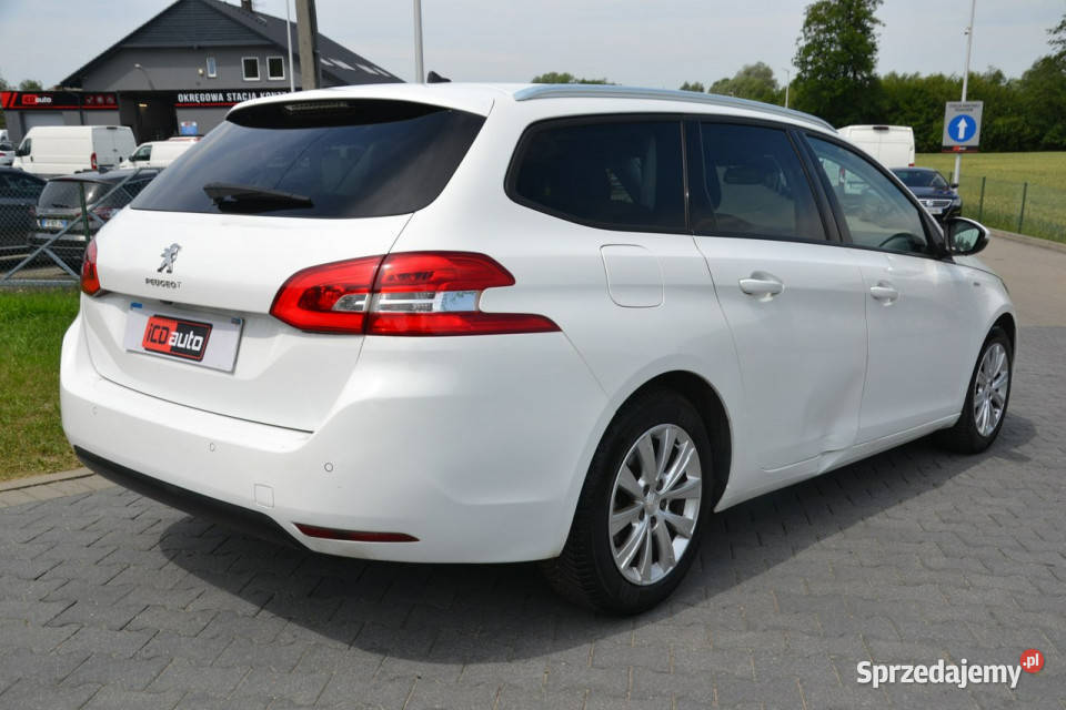 Peugeot 308 SW lifcie 15 diesel 102 MODEL 2021R Rok produkcji 2020 Kęty
