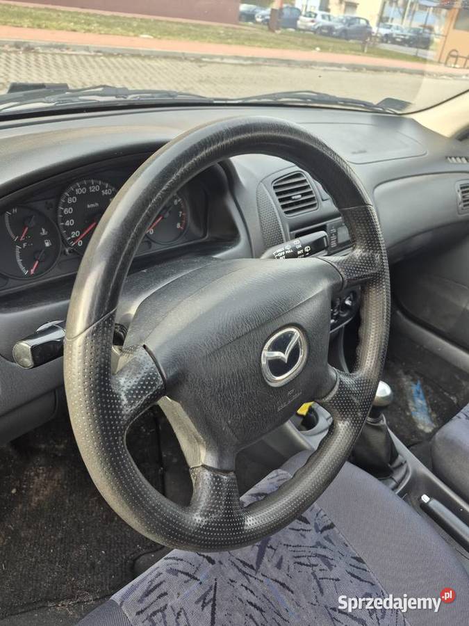 Mazda 323 f 2000 r 15 85 benzyna Międzyrzec Podlaski