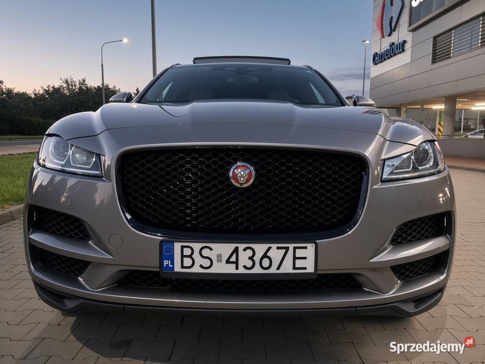 Jaguar FPace 20 250 4x4 BiLED PANORAMA
